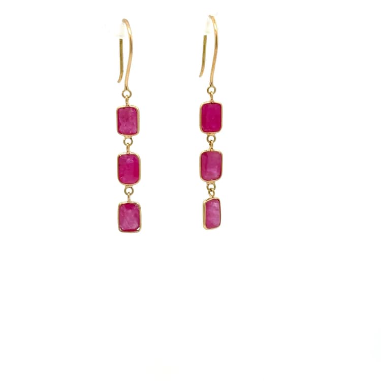 Ruby Earring in 18k Yellow Gold