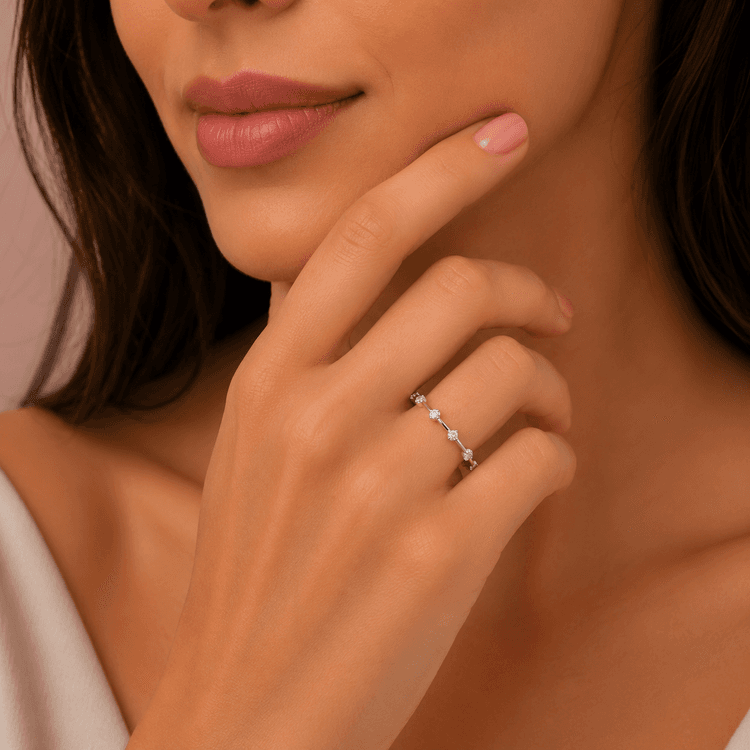 Diamond Ring in 14k Yellow Gold