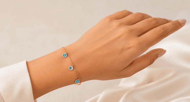 Diamond Bracelet in 14k Yellow Gold