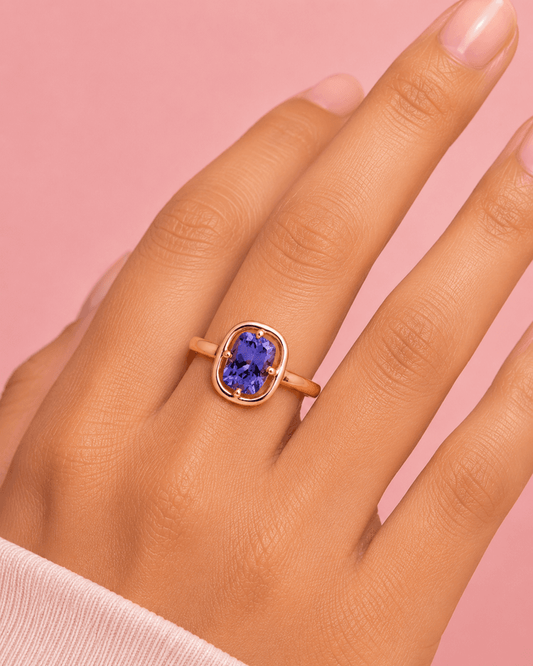 Tanzanite Ring in 14k Yellow Gold