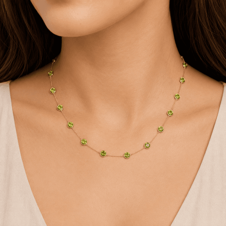 Green Sapphire Necklace in 18k Yellow Gold