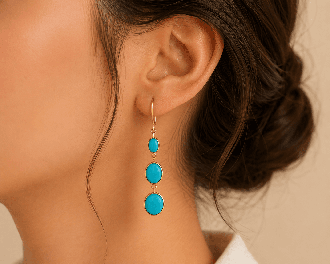 Turquoise Earring in 18k Yellow Gold