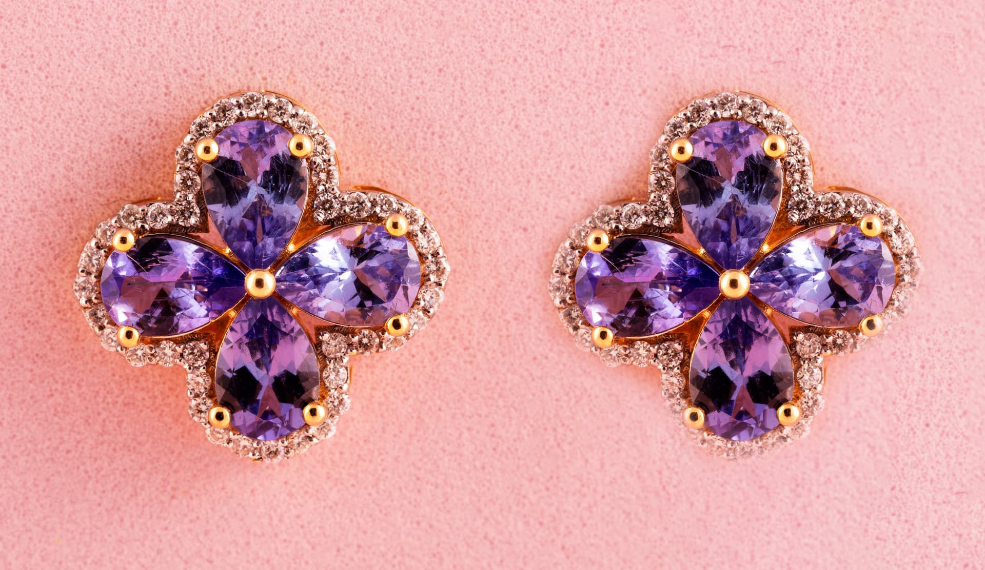 Tanzanite Diamond Flower Earstuds in 14k Yellow Gold