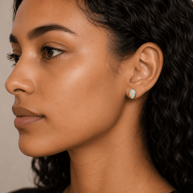 Opal Earring in 14k Yellow Gold1