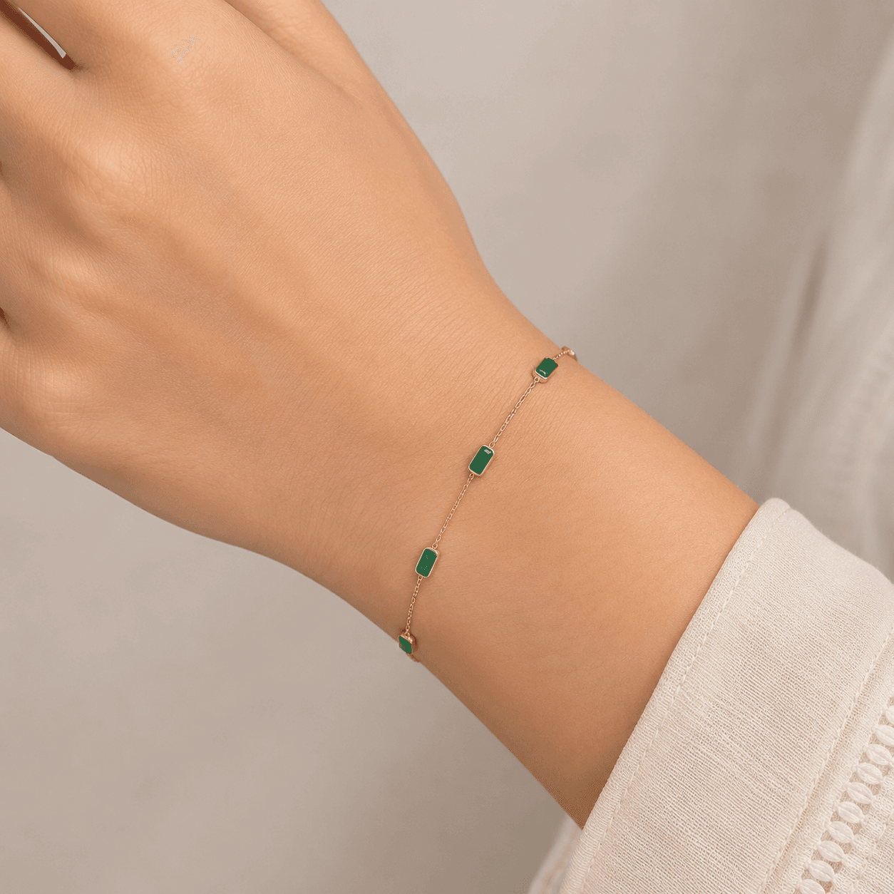 Emerald Bracelet in 14k Yellow Gold