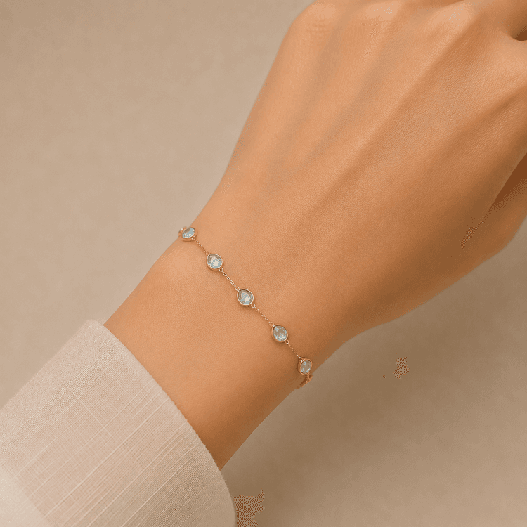 Aqua Bracelet in 14k Yellow Gold