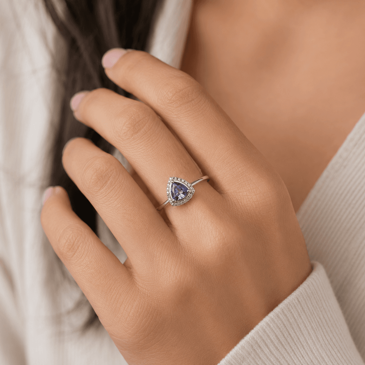 Tanzanite Ring in 14k Yellow Gold
