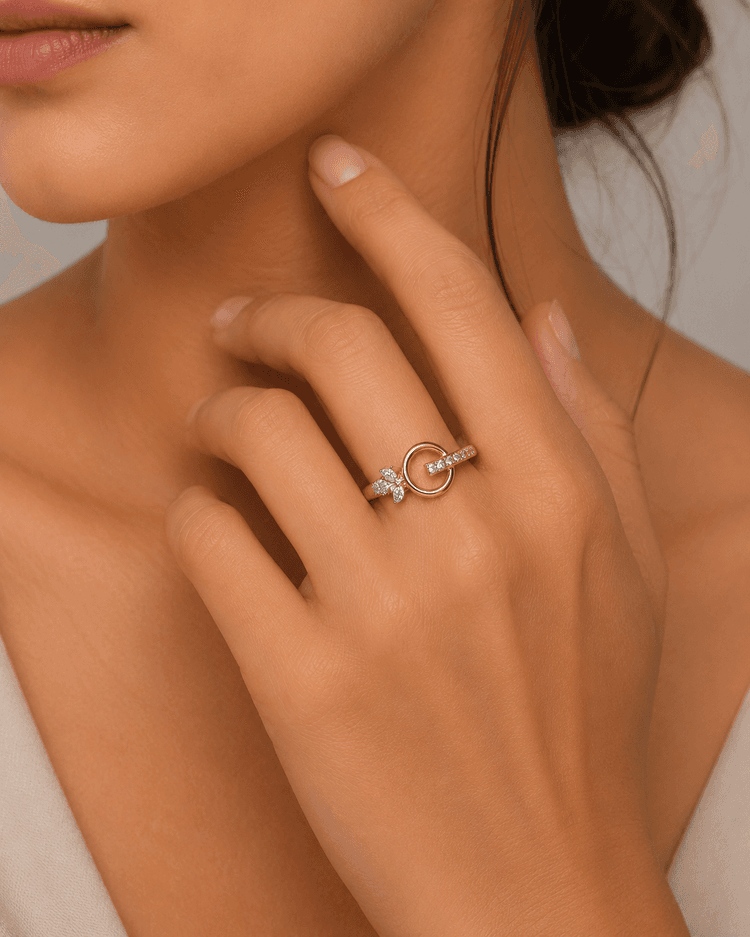 Diamond Ring in 14k Yellow Gold