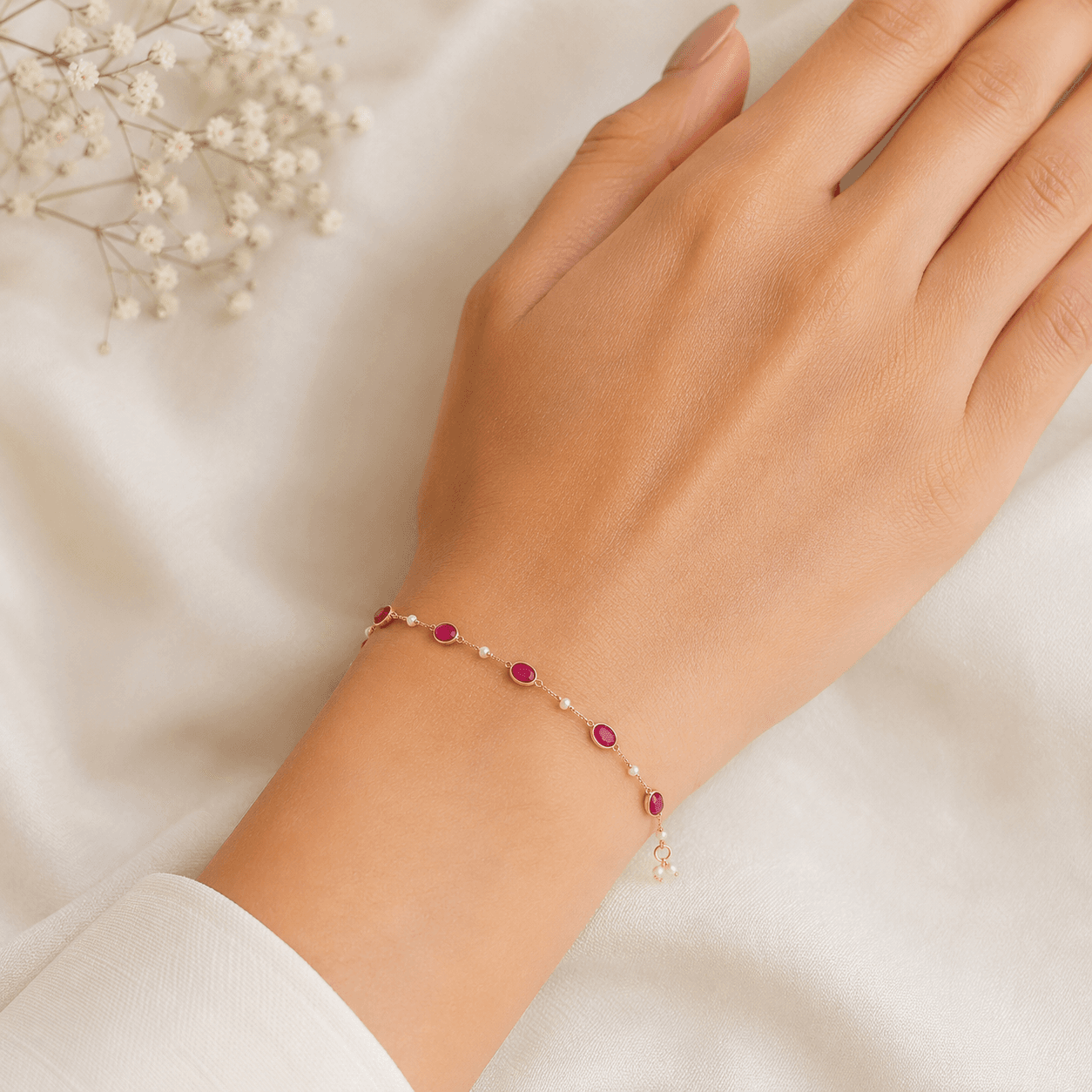 Ruby Pearl Bracelet in 18k Yellow Gold