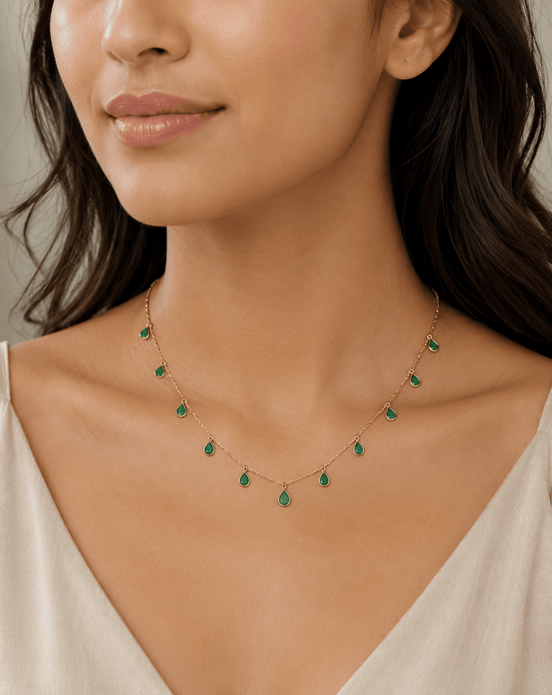 Emerald Drop Necklace in 18k Yellow Gold